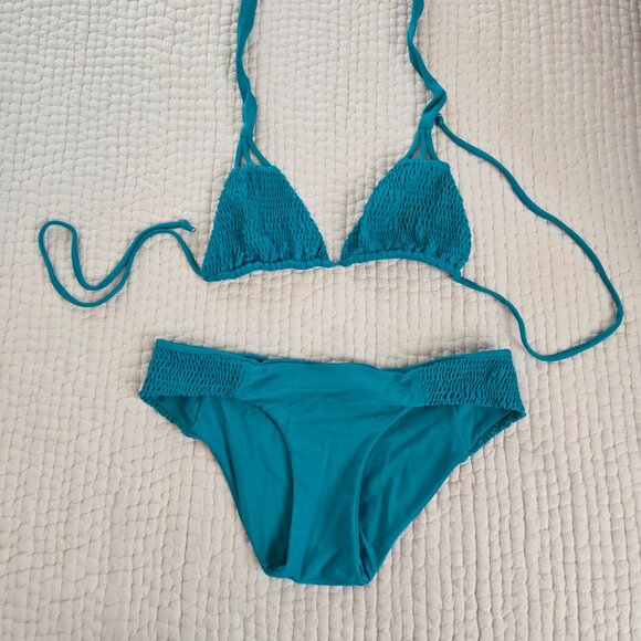 EUC Tori Praver crinkle bikini - Size M - Teal - Picture 1 of 6